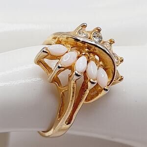 Vintage Gold Tone Ring Clear Rhinestones & Opal Glass Cabochons Size 7